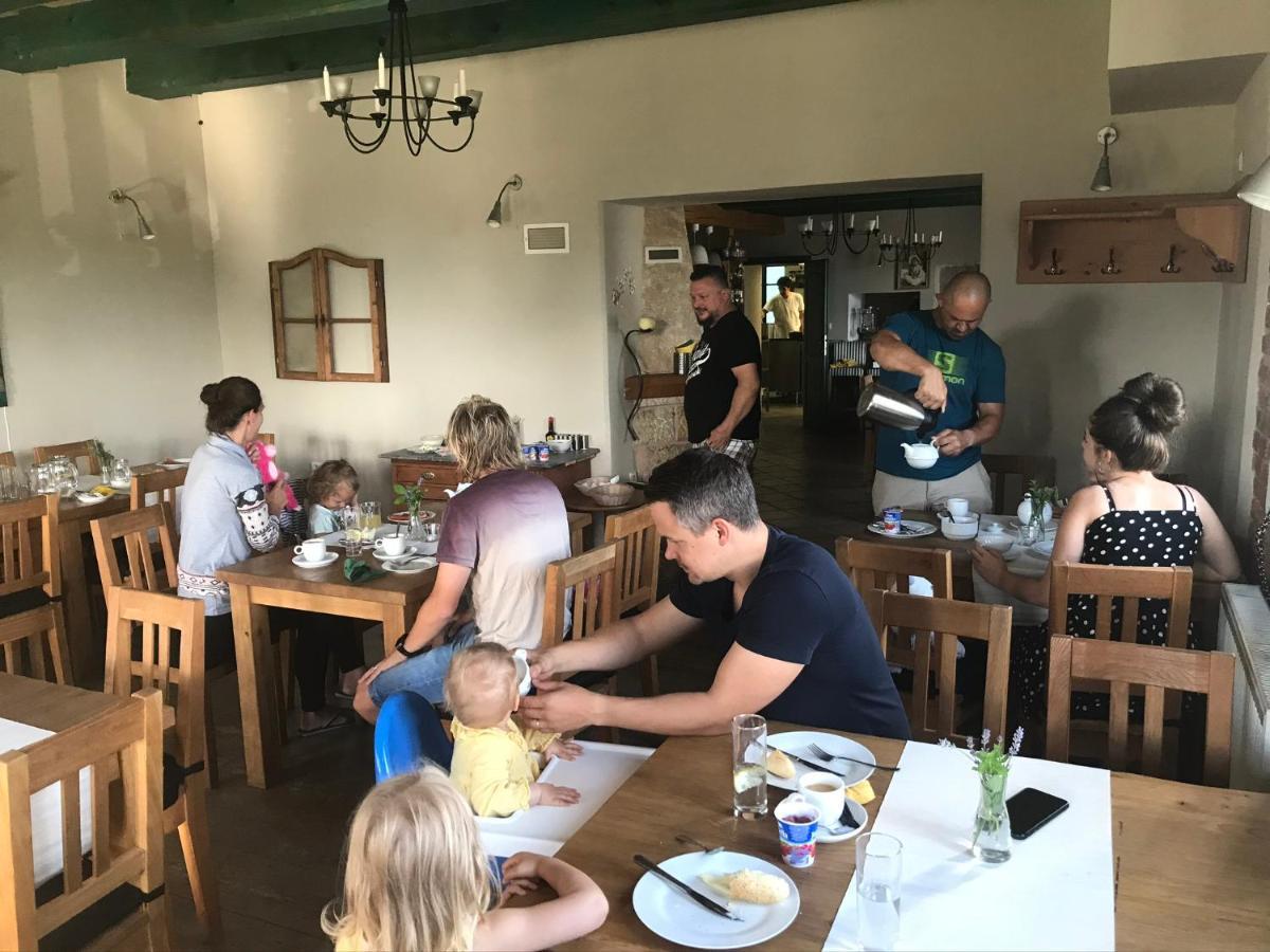 Na Kopecku Ad 1795 - Penzion S Restauraci A Wellness V Podkrkonosi Dvůr Králové nad Labem Bagian luar foto