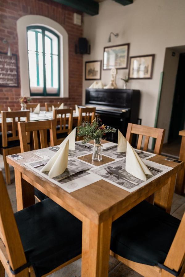 Na Kopecku Ad 1795 - Penzion S Restauraci A Wellness V Podkrkonosi Dvůr Králové nad Labem Bagian luar foto